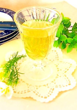りんごジュースにビール、白ワイン-レシピのメイン写真
