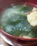 ヤマブシタケとゴボウ、ワカメの味噌汁＾＾
