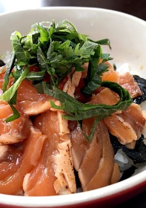 炙りサーモン漬け丼-レシピのメイン写真