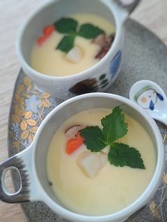 お餅入り♪なめらか、やわらかい茶わん蒸し-レシピのメイン写真