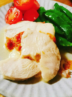 材料はたったの二つ!鶏ハムのチーズ焼き-レシピのメイン写真