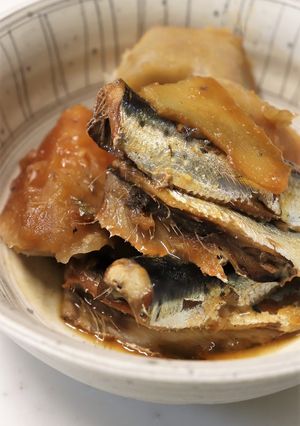 夕弁当♪節分♪鰯と里芋（セレベス）の煮物-レシピのメイン写真
