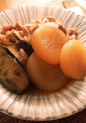 大根と豚バラとなすの炊きもの(o^^o)-レシピのメイン写真