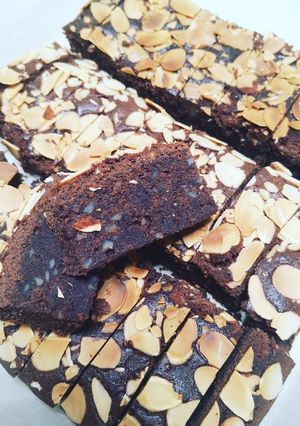 チョコレートとナッツのケーキ-レシピのメイン写真