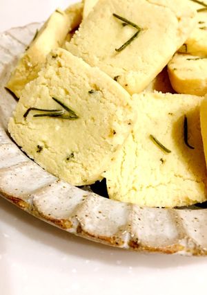 ローズマリーと岩塩のホロホロ食感クッキー-レシピのメイン写真