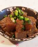 サッポロ一番みそラーメンのスープで蒟蒻煮
