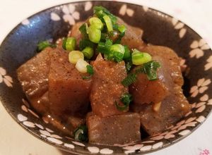 サッポロ一番みそラーメンのスープで蒟蒻煮-レシピのメイン写真