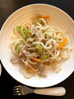 【外国で幼児食】塩味焼うどん-レシピのメイン写真