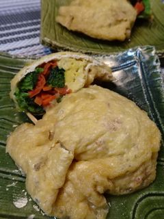 信号色の巾着煮-レシピのメイン写真