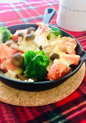 ハヤシライスの残りで☆具だくさん焼ドリア-レシピのメイン写真