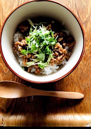 道産子発 名脇役 豚ひき肉と玉ねぎそぼろ-レシピのメイン写真
