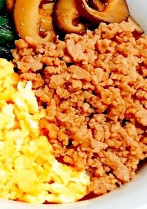 鶏そぼろ-レシピのメイン写真