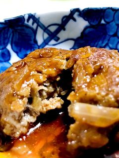 卵不使用!柔らか煮込みハンバーグ^_^-レシピのメイン写真