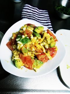 簡単!アボカドとトマトのタルタル風サラダ-レシピのメイン写真