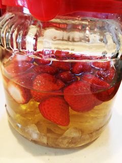 いちご酢-レシピのメイン写真