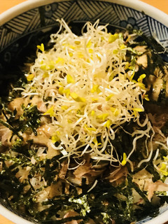 3種パックの納豆丼●かつお納豆スプラウト-レシピのメイン写真