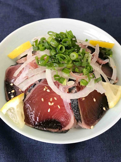 鰹のたたき丼(ポン酢、すし酢)-レシピのメイン写真