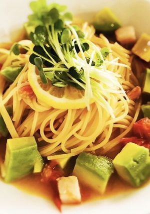 フライパンひとつで！簡単☆アボカドパスタ-レシピのメイン写真