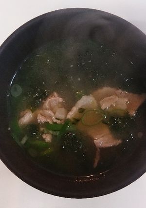 豚バラとあおさのお味噌汁-レシピのメイン写真
