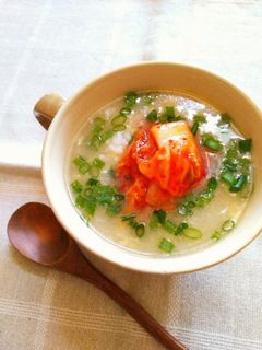 塩ラーメンスープで♪キムチーズ雑炊-レシピのメイン写真