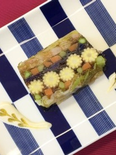海老と彩り野菜のテリーヌ-レシピのメイン写真