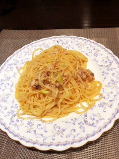 鮭水煮缶と長ネギのバター醤油パスタ-レシピのメイン写真