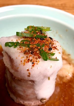 水菜の豚バラ巻き蒸しとろろかけ-レシピのメイン写真