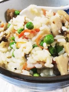 貴女風味でキノコ混ぜご飯❤️ゆりさん風-レシピのメイン写真