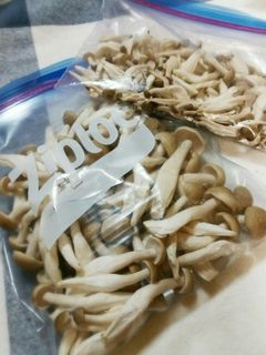しめじの保存*サイズ分けで使い分け-レシピのメイン写真