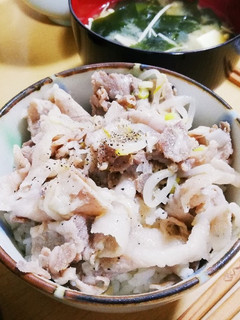 モリモリ塩ダレ豚丼-レシピのメイン写真