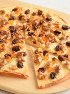 クリームチーズのはちみつクルミピザ-レシピのメイン写真