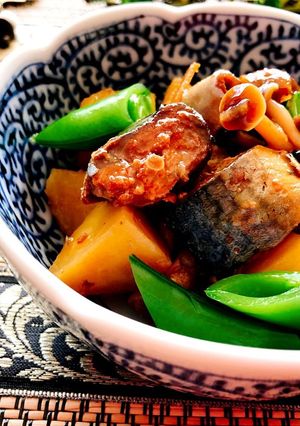 味付け鯖缶でじゃがいもの煮っころがし-レシピのメイン写真