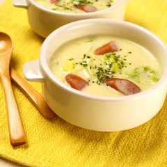 รูปของ ウインナーと白菜の豆乳チーズスープ