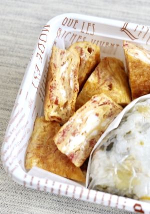 お弁当にも♪洋風コンビーフ卵焼き-レシピのメイン写真