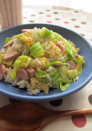 春キャベツを使って✿春色焼き飯✿-レシピのメイン写真