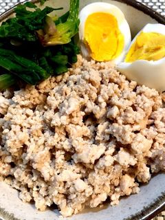 鶏そぼろ丼-レシピのメイン写真