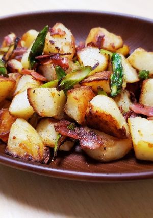 アスパラとベーコンのじゃがバター炒め-レシピのメイン写真