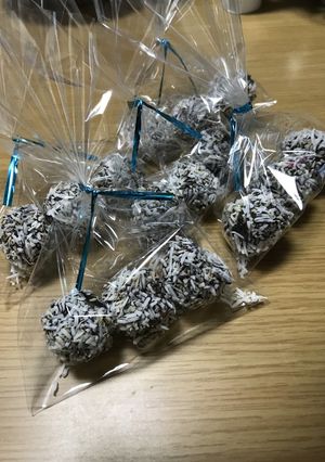 ☆バレンタイン ココナッツのトリュフ☆-レシピのメイン写真