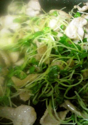 ❤鳥皮の炒め物-レシピのメイン写真