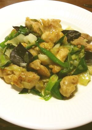 鶏肉と葉玉葱の魚醤炒め-レシピのメイン写真