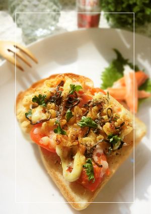 煮詰めたトマト&おからのカレートースト-レシピのメイン写真