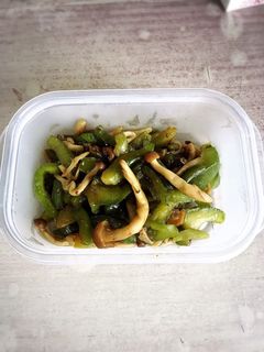 簡単!ピーマンとしめじの焼肉のタレ炒め-レシピのメイン写真