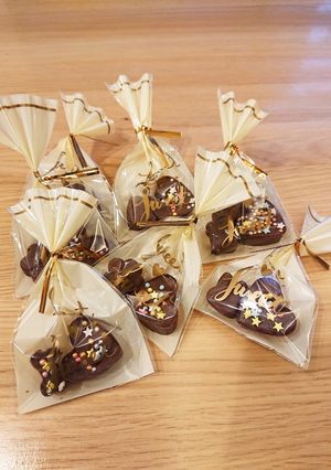 子どもと作る！簡単☆型抜きチョコ-レシピのメイン写真