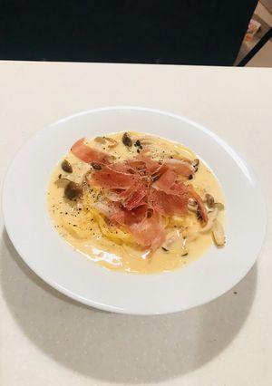 生ハムとしめじのクリームパスタ-レシピのメイン写真