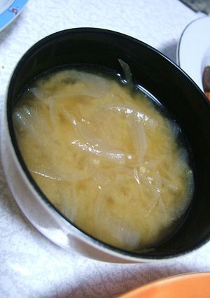 たまねぎだけのみそ汁-レシピのメイン写真