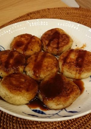 ☆簡単☆モチモチ じゃがいも芋もち-レシピのメイン写真