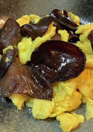 女子にうれしい美容食キクラゲと卵の炒め物-レシピのメイン写真