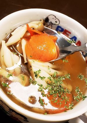 トマトとしめじのコンソメスープ-レシピのメイン写真