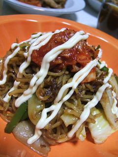 キムチのせ焼きそば-レシピのメイン写真