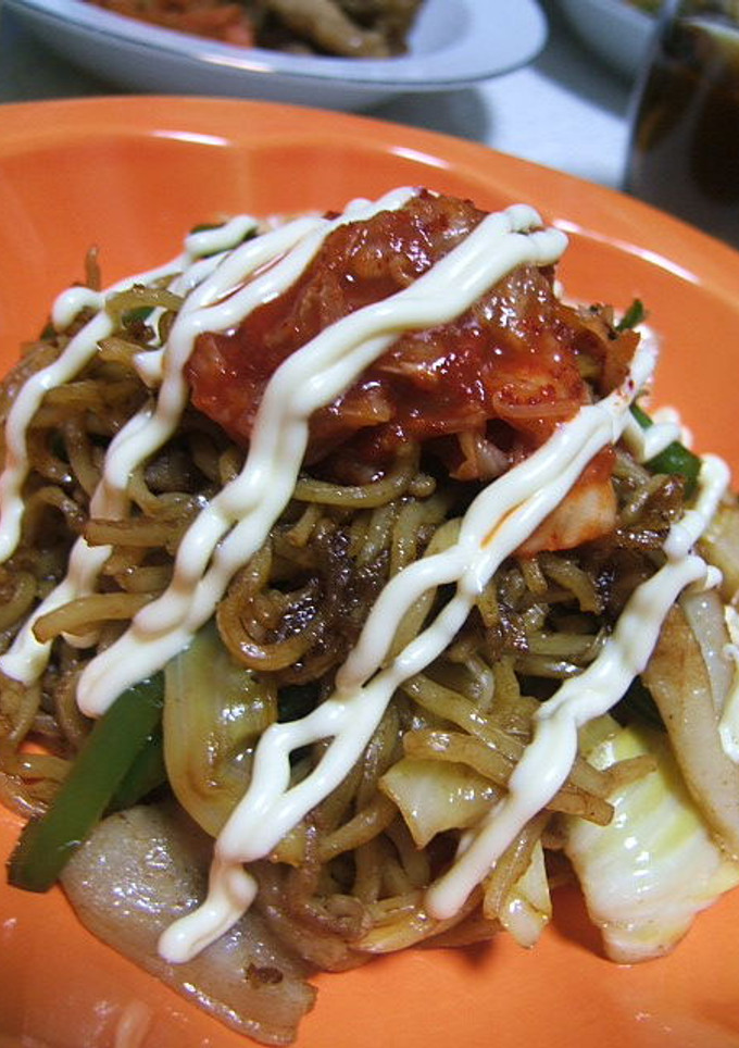 キムチのせ焼きそば-レシピのメイン写真